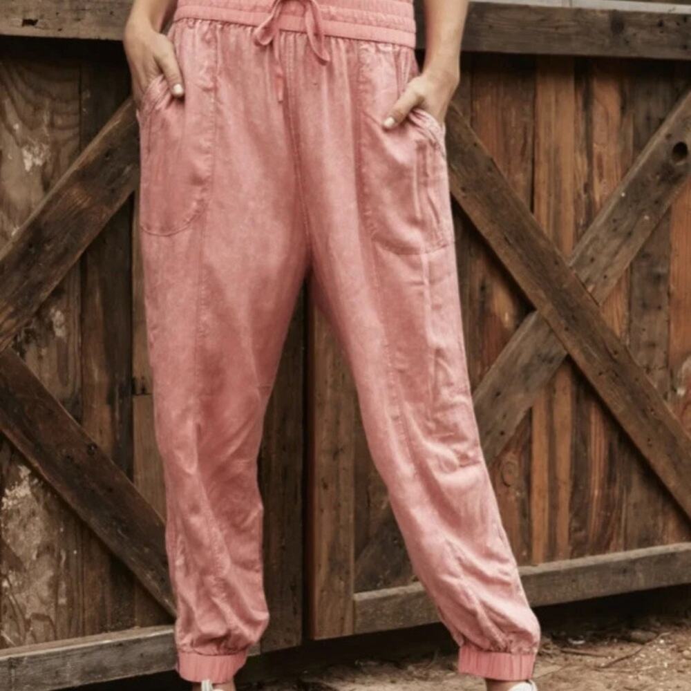 NWT Free People Movement Halfzies Pant Joggers Apricot Size Medium - Picture 2 of 10